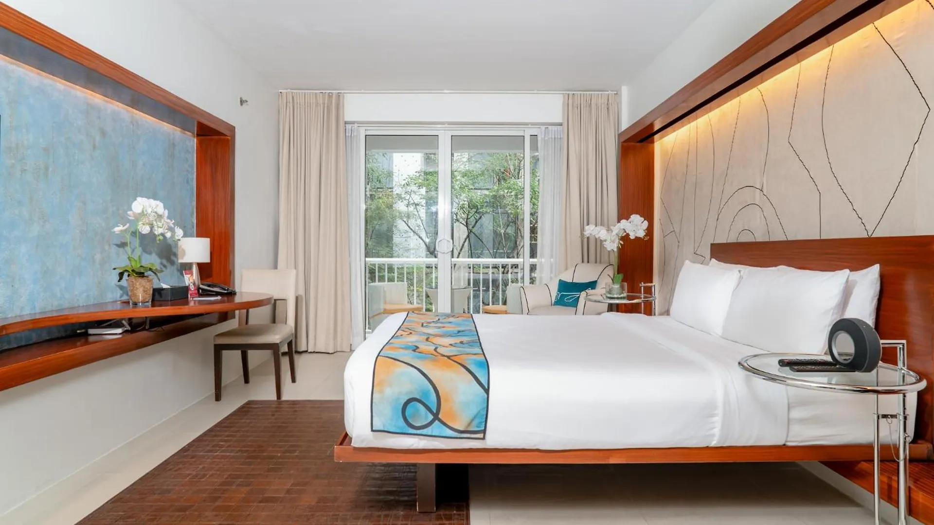 The Picasso Boutique Serviced Residences Managed By Hii Makati City