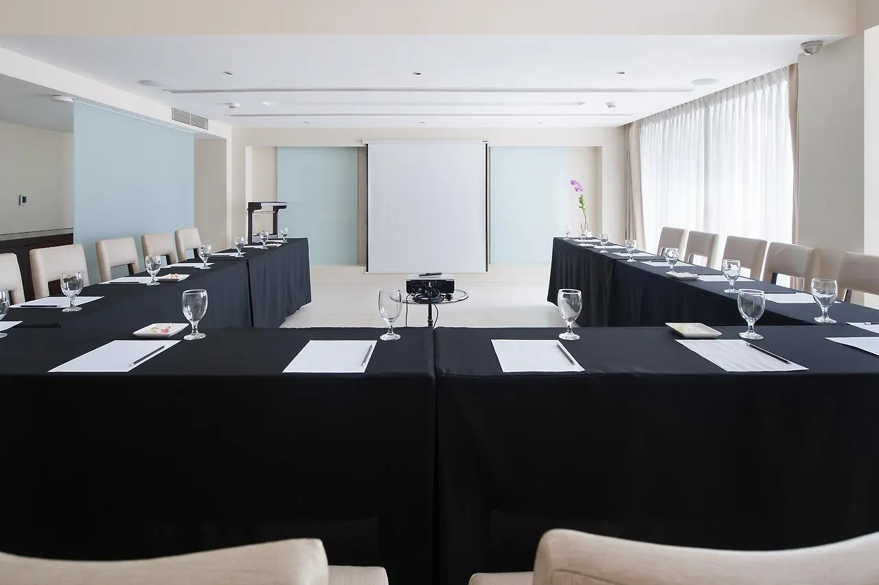 The Picasso Boutique Serviced Residences Managed By Hii Makati City Hotell