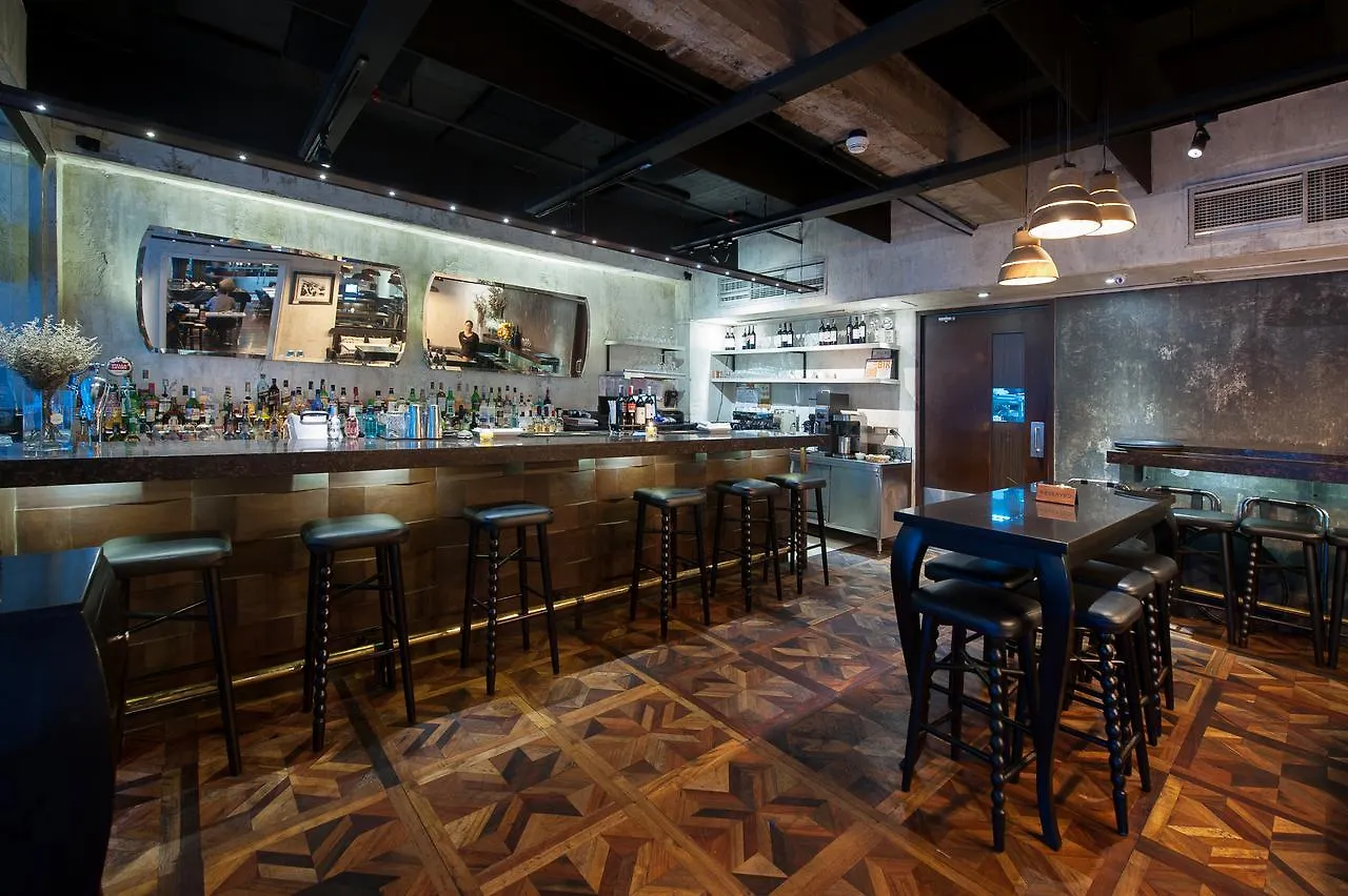 The Picasso Boutique Serviced Residences Managed By Hii Makati City Hotel
